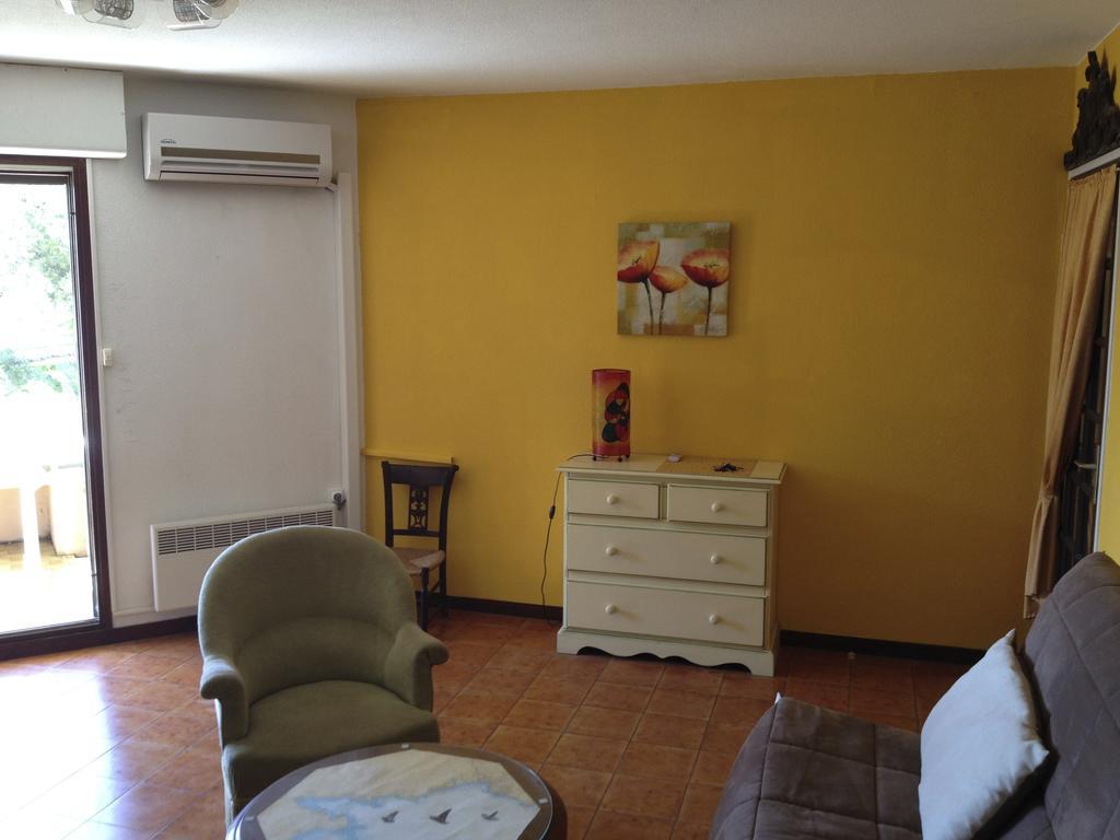 Appartement St Raphael Saint-Raphaël الغرفة الصورة